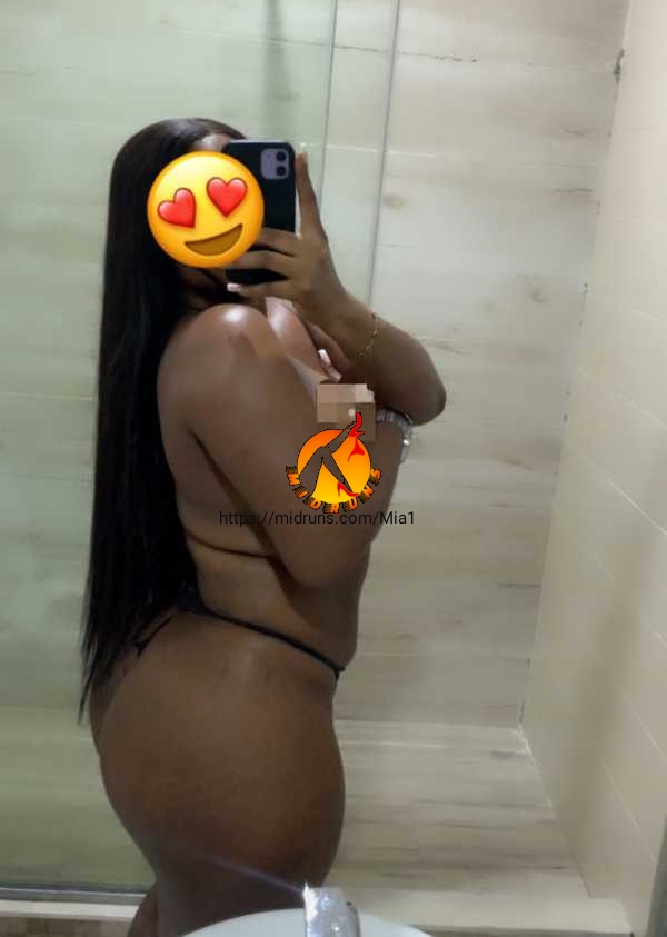 Mia1